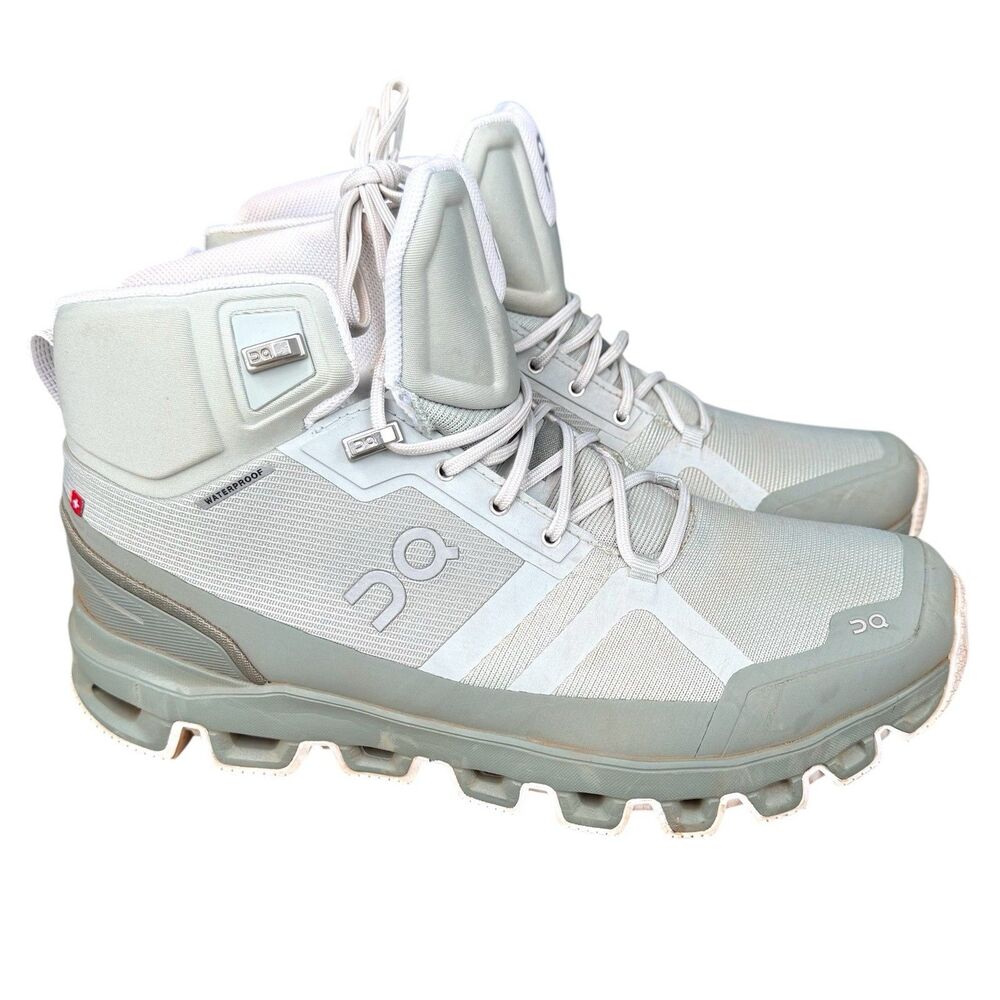 On Running Athletic Shoes in White and Gray